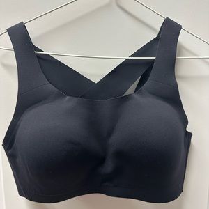 Lululemon Enlite Bra 36B Black